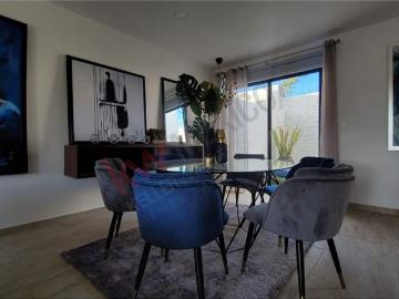 Vive con Estilo en una Hermosa Casa Dentro de Clúster Residencial de Alta Plusvalía