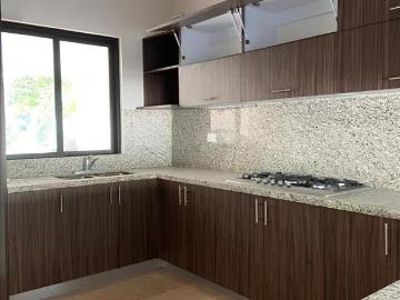 ¡Vive el Lujo y Confort en Cabo Norte! Casa Exclusiva con Amenidades de Primera!