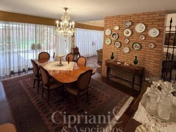¡VIVE EN MONTERRICO! EN VENTA HERMOSA CASA CON JARDÍN