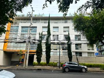 Vive en el Corazón de la Ciudad: Departamento con Vista y Ubicación Inmejorable