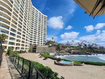 Vive Frente al Mar en Las Olas Grand – Rosarito, Baja California