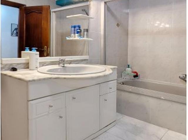 Vive junto al mar: dúplex exterior en Liencres listo para entrar a vivir