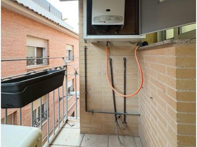 VIVE LA TRANQUILIDAD DE CAMP DE TURIA SIN RENUNCIAR A LA CERCANIA CON VALÈNCIA
