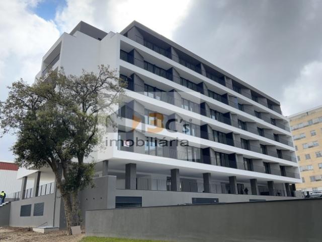 Vive Perto de Tudo! T1 no Polo Universitário para Jovens com Estilo