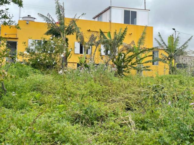 Vive rodeado de calma en esta fantástica casa con terreno No hipotecable MOYA