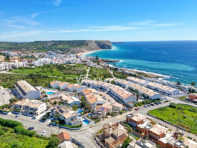 Vivenda com piscina e vista mar na Praia da Luz 108m² Luz
