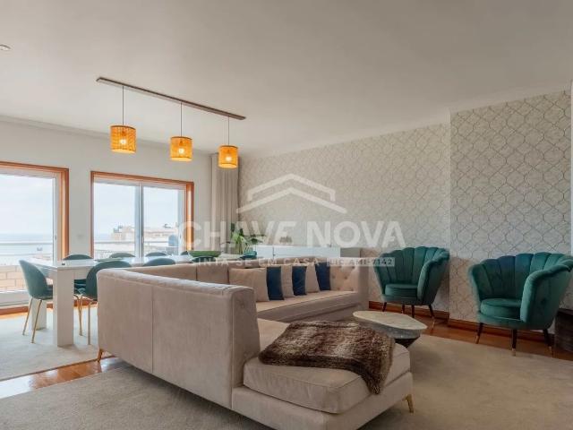 Viver com o Mar no Horizonte: Exclusivo T3 em Condomínio fechado em Vila Nova de Gaia