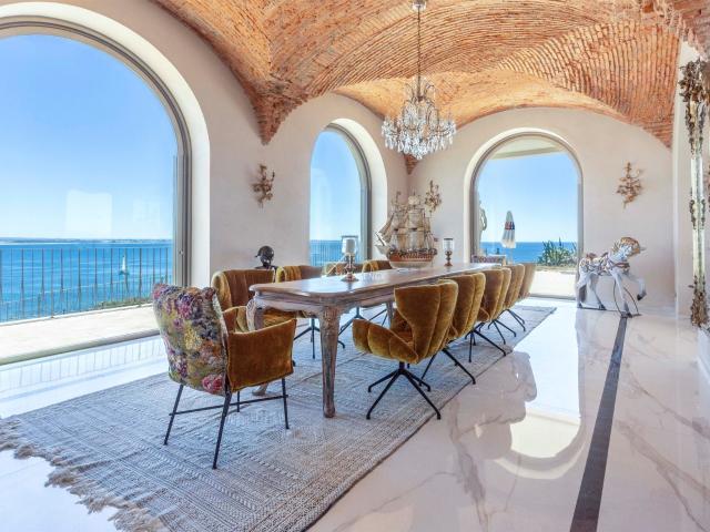 Viver o Atlântico: Moradia única com ilha privada em Lagos 938m² Lagos