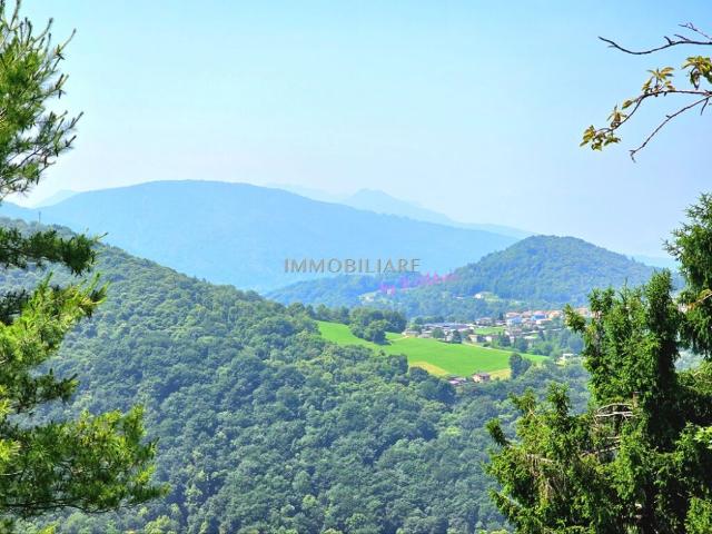 Vivere nella natura, 2'300 m² terreno edificabile, vista panoramica
