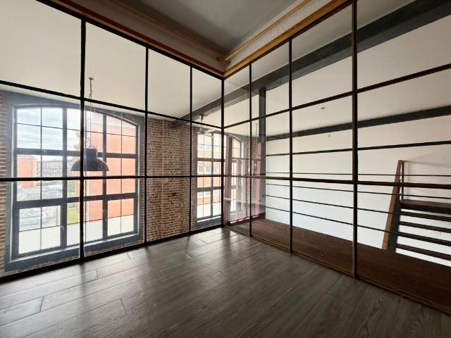 Vivez l’histoire, habitez l’exception, véritable Loft de 132 m² 2 Chambres dans un emblématique bâtiment de Roubaix