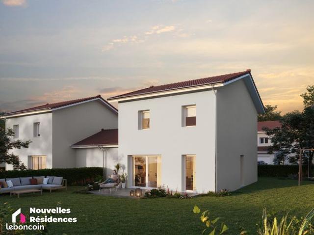 Vivez le confort  Maison 5 pièces avec finitions soignées