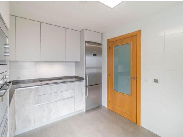 VIVIENDA 3 HABITACIONES EN UNA DE LAS MEJORES ZONAS DE MUTILVA