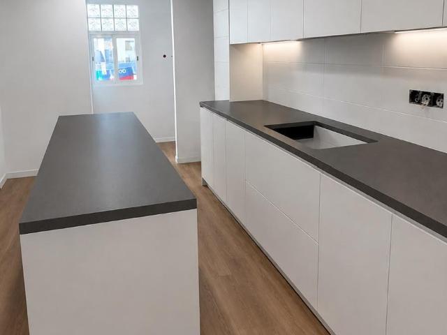 VIVIENDA TOTALMENTE REFORMADA– Lista para Entrar a Vivir