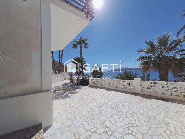 Vivienda única frente al mar. Pura exclusividad.