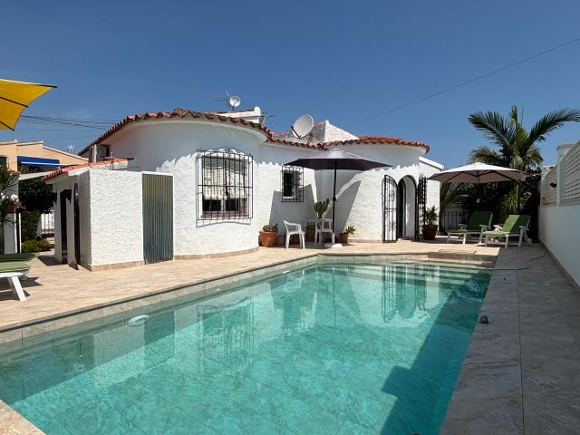 Casa 2 dormitorios 70 m2