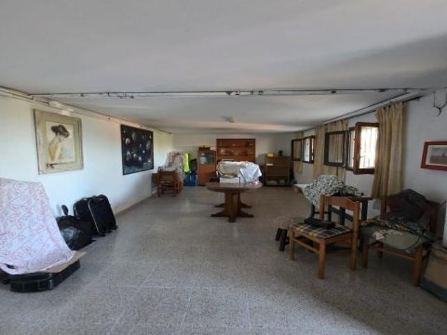 VIVIENDA UNIFAMILIAR A 4 VIENTOS EN URBANIZACIÓN MAS MORA