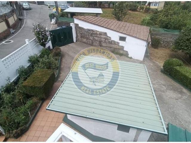VIVIENDA UNIFAMILIAR DE TRES PLANTAS EN BEADE