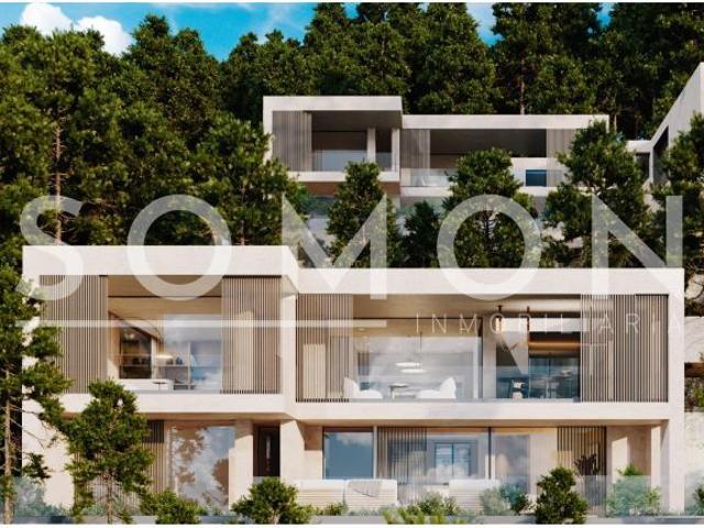 VIVIENDA UNIFAMILIAR DE LUJO EN LA URBANIZACIÓN EL BOSQUE