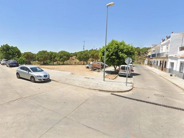 Vivienda unifamiliar en Burguillos, Sevilla. Activo inmobiliario SIN POSESIÓN, NO SE PUEDE VISITAR