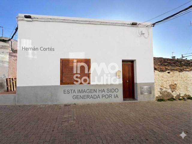 Vivienda unifamiliar en Carrizal con múltiples posibilidades de actualización