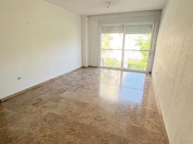 Vivienda VPO en Noreña con parking, trastero y piscina