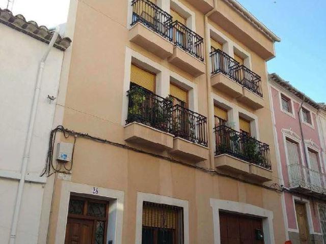 Vivienda y local en C/ Cantón, Cehegín Murcia