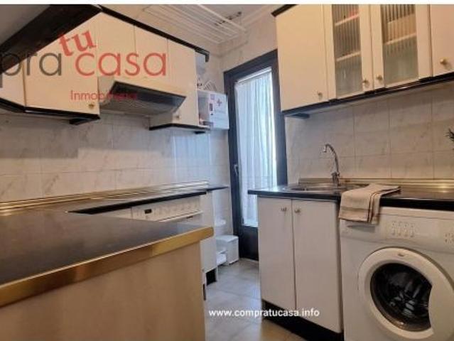 VIVIENDA A POCOS METROS DEL ACUEDUCTO..ASCENSOR Y TRASTERO