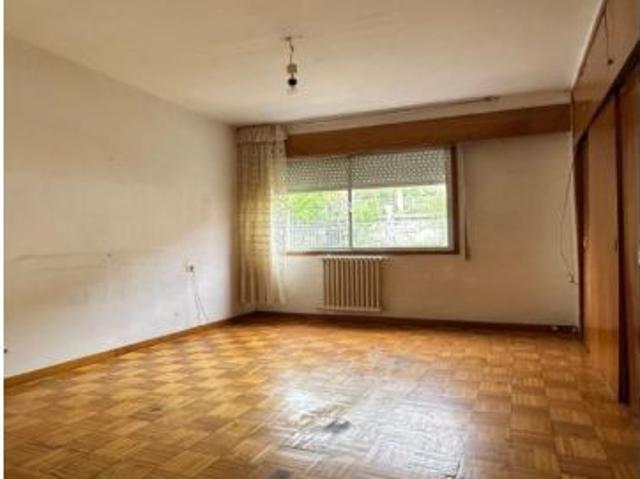Vivienda a reformar en el centro de Ribadavia