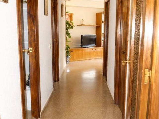 Vivienda amueblada y luminosa a un paso de Russafa