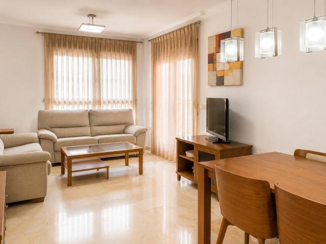 Vivienda con 2 habitaciones y 2 baños cerca del metro Machado