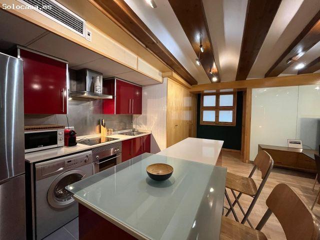 VIVIENDA CON CARACTER ESPECIAL EN EL CENTRO