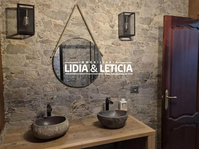 Vivienda con apartamento y garaje en Zona Santa Lucia, en Alcalá de Guadaira