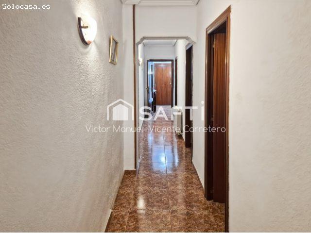 Vivienda con ascensor y todas las comodidades