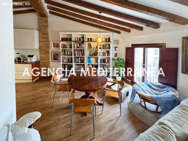 VIVIENDA CON ENCANTO Y VISTAS EN PLENA PLAZA REDONDA