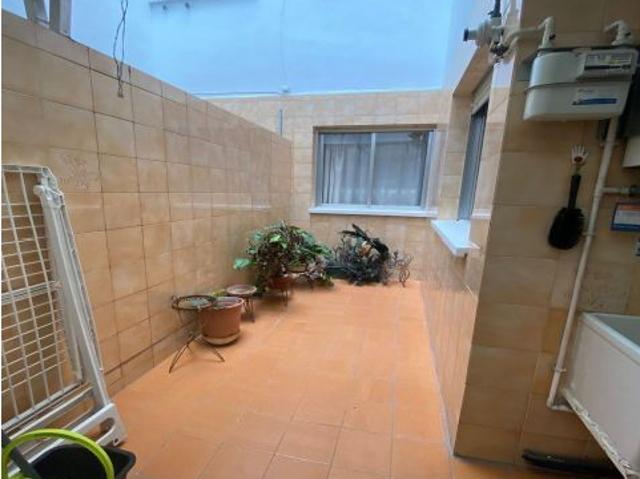 ¡ VIVIENDA CON VISTAS DESPEJADAS, MUCHA LUZ Y CON ASCENSOR !