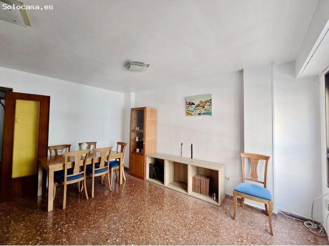 Vivienda de 4 dormitorios con dos terrazas a 10 minutos del centro de Valencia