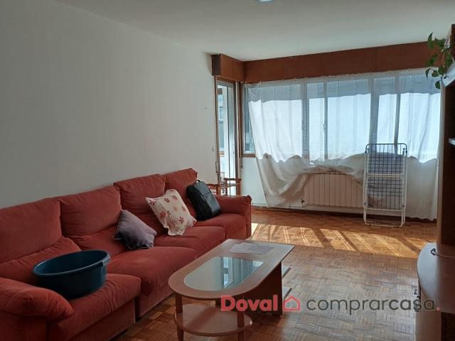 VIVIENDA DE 4 HABITACIONES EN CALLE BRASIL