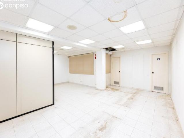 Vivienda de 170 m2 con 5 dormitorios en Gran Vía – Amplia y con gran potencial