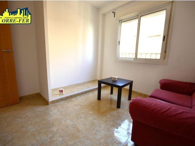 VIVIENDA DE 3 DORMITORIOS EN EL CENTRO DE ALMERIA