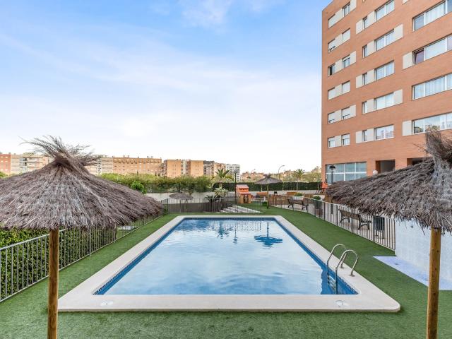 Vivienda de 3 habitación en CL VICENTE ALEXANDRE ALICANTE