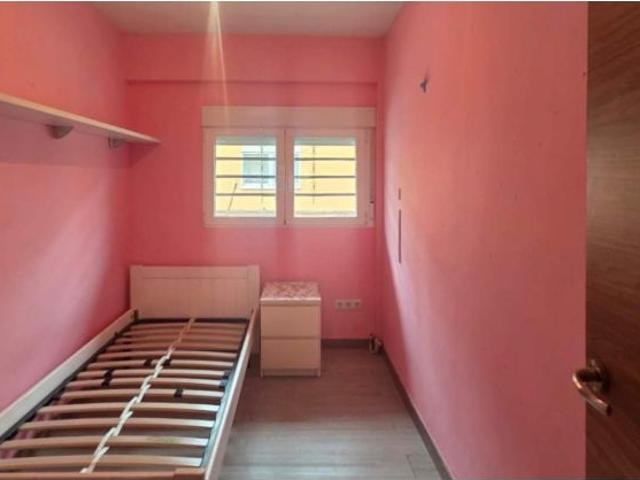 VIVIENDA DE 3 HABITACIONES CON TERRAZA