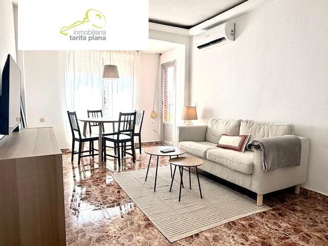 Vivienda de 3 habitaciones reformada y amueblada cercana a Ruzafa. Visítala en 360º desde donde tú quieras