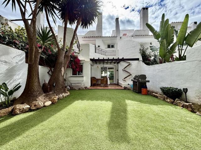 Vivienda de alto standing de 140 m2 en venta Marbella, Andalucía