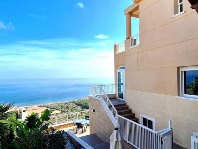 Vivienda de alto standing de 163 m2 en venta Gran Alacant, España