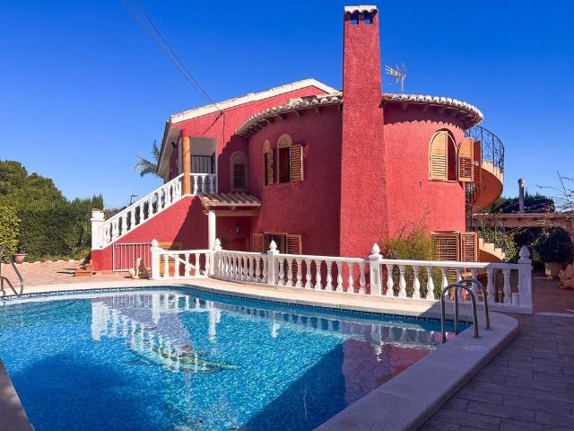 Casa de 161 m2 en venta Torrevieja, Comunidad Valenciana