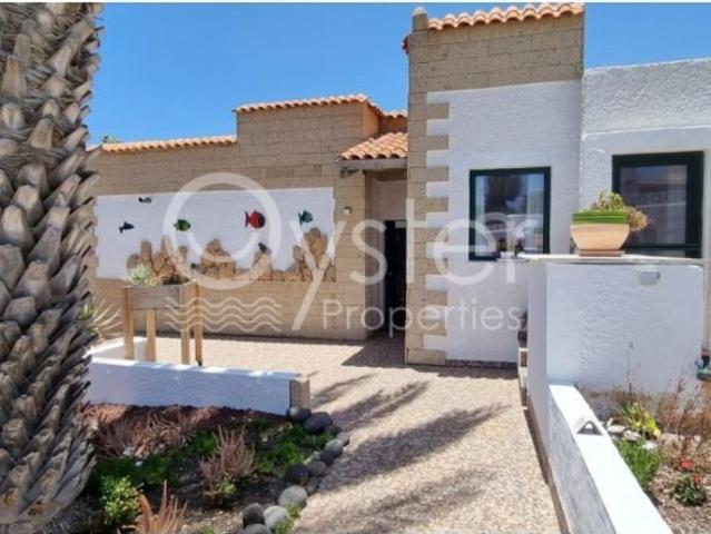 Vivienda de alto standing de 179 m2 en venta Arico, Canarias