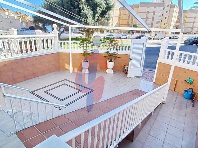 Vivienda de alto standing de 179 m2 en venta Guardamar del Segura, Comunidad Valenciana