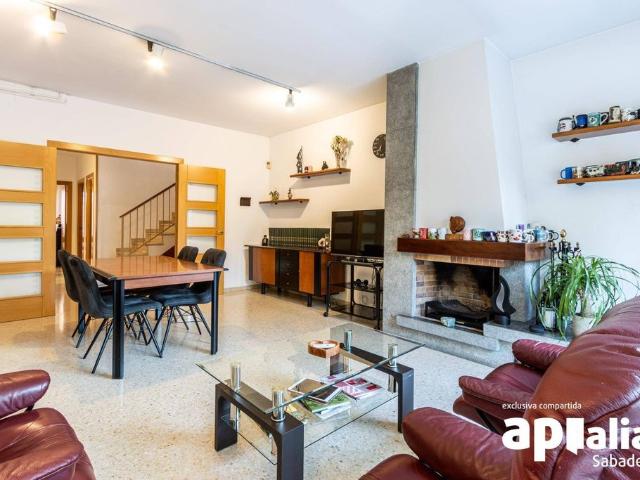 Vivienda de alto standing de 184 m2 en venta Sabadell, Cataluña