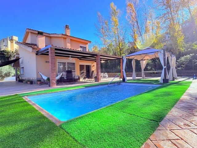 Vivienda de alto standing de 197 m2 en venta Castellar del Vallès, Cataluña