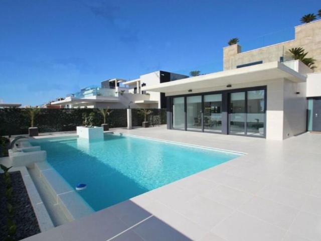 Vivienda de lujo de 197 m2 en venta Campoamor, Orihuela, Provincia de Alicante, Comunidad Valenciana